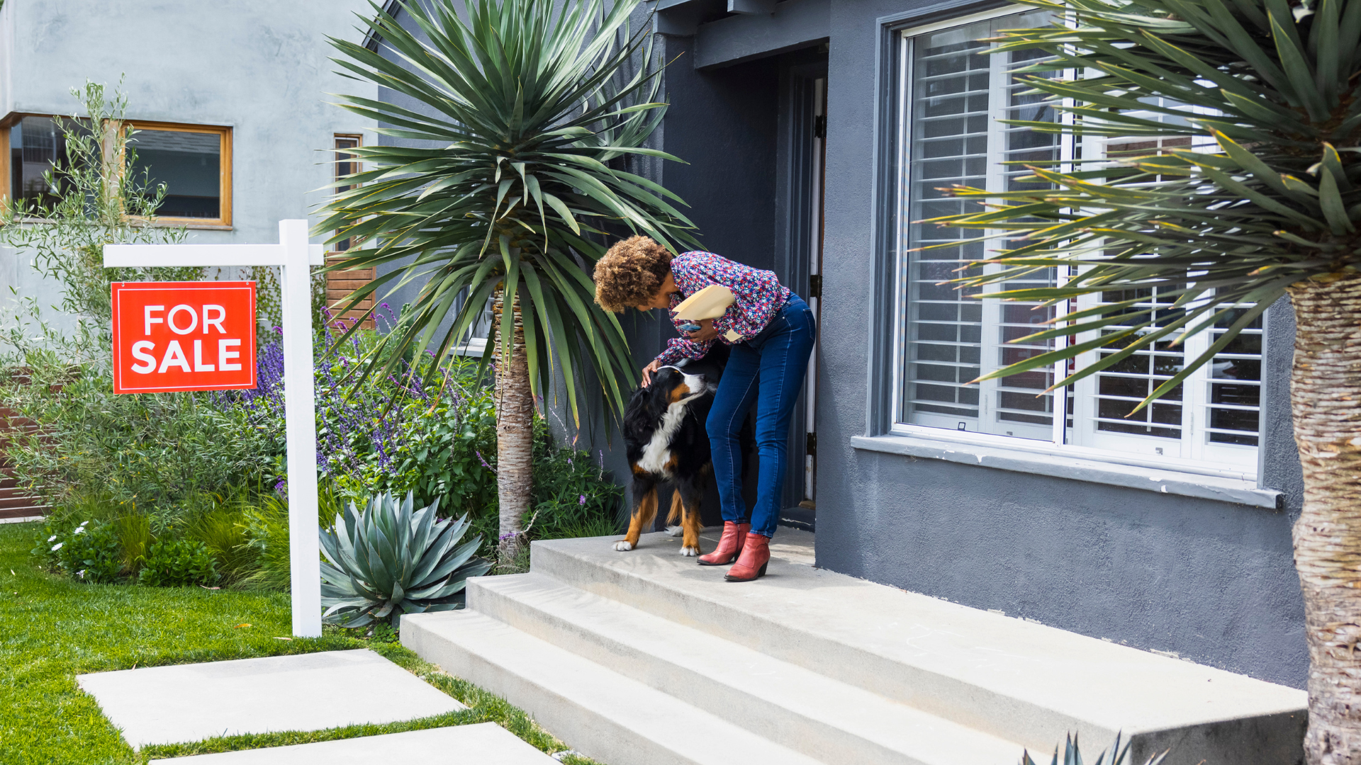 What to Do with Pets When Showing Your Home